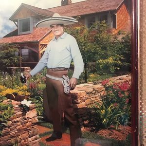 Meet your Posher, Juana